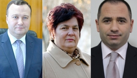Nu știu cîtă lume privește o asemenea emisiune, însă dacă toți spectatorii mi-ar fi urmat gestul, cred că rîuri de flegmă ar fi curs, aseară, prin capitală!