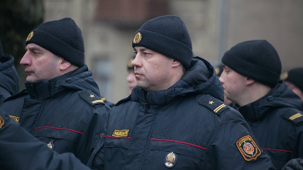 Милиция в Белоруссии переходит на усиленный вариант несения службы.