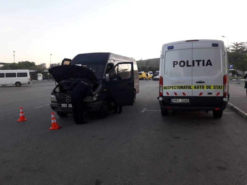 На Северном автовокзале проверили техническое состояние автобусов.