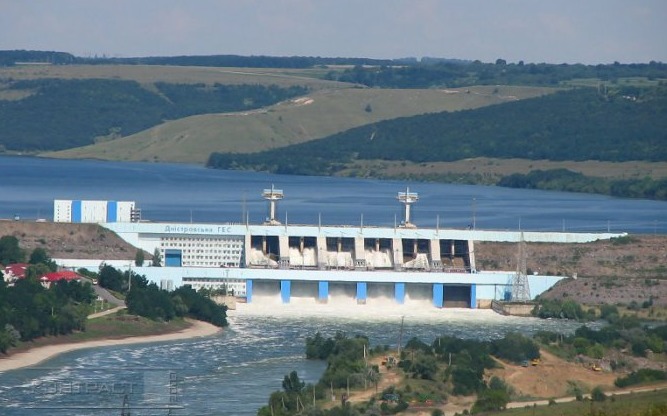 PAS: Sute de mii de moldoveni ar putea rămâne fără apă potabilă