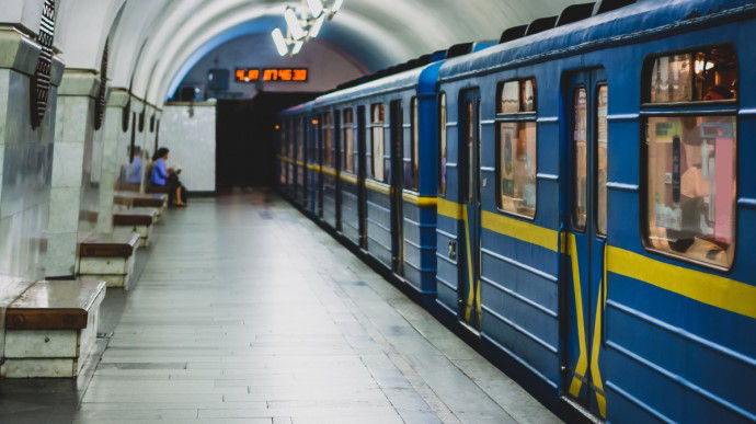 В Киеве возобновилась работа метро.