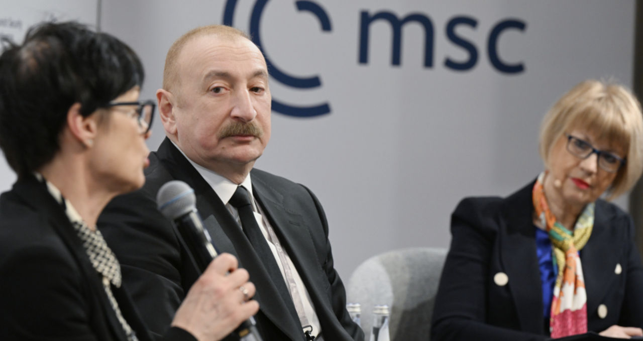 Aliyev a acuzat Rusia de atacuri țintite asupra ambasadei Azerbaidjanului din Ucraina.