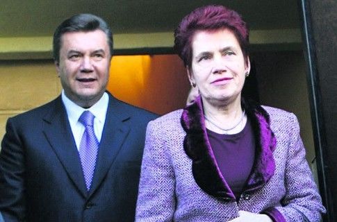 Пресс-служба Януковича назвала «домыслами» его слова о разводе с женой.