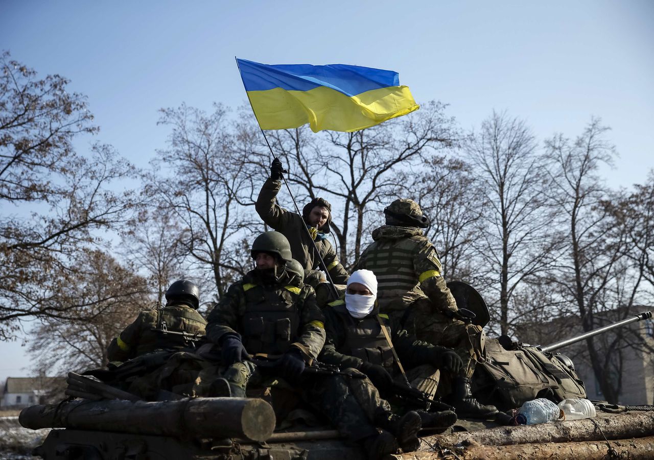 Украина намерена продлить закон об особом статусе Донбасса.