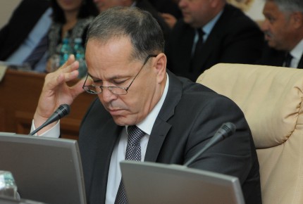 В понедельник Формузал провел заседание исполкома.