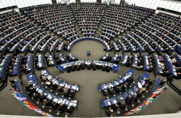 Европейский парламент уверен в необходимости нового подхода в отношениях со своими восточными соседями.