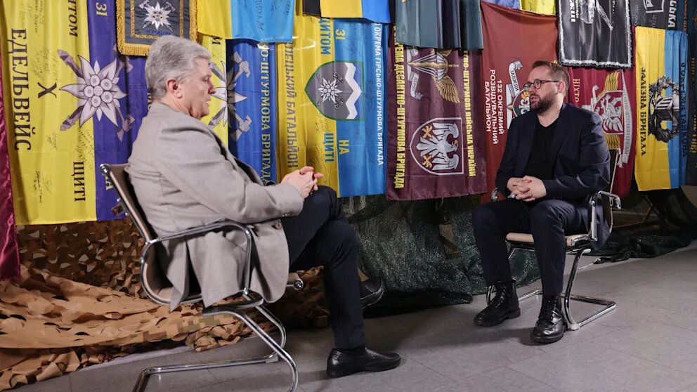 Порошенко в интервью Bild: Зеленский ведет Украину «в сторону диктатуры».