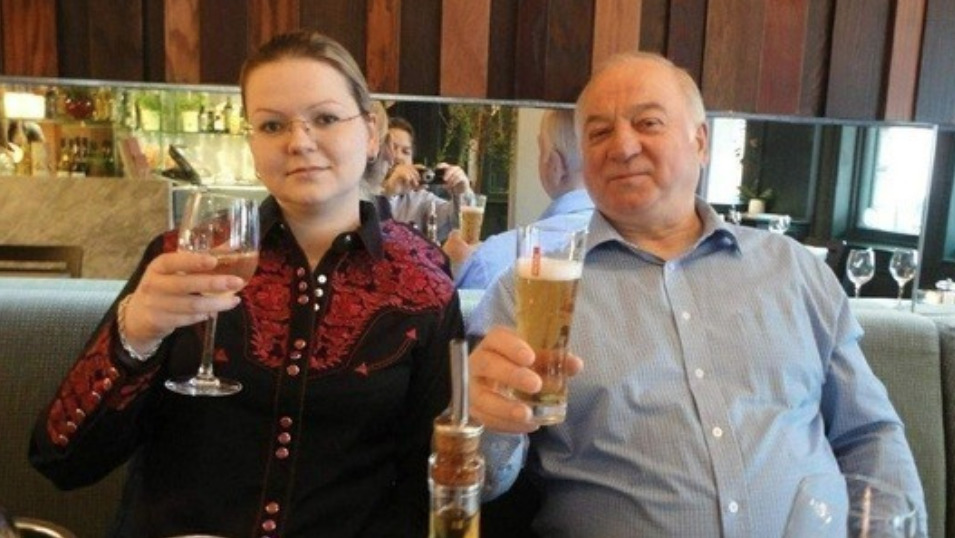 В заметке говорится, что британской стороне хорошо известна вся цепочка людей, ответственных за инцидент в Солсбери.