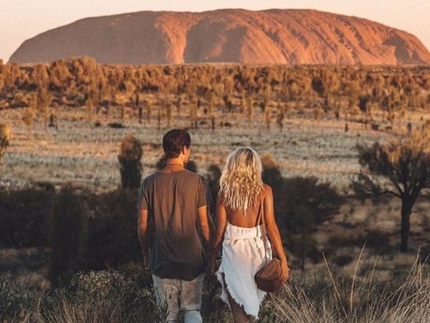 Cum arată fotografiile cuplului care primește 9.000 de dolari pentru o poză. Foto: instagram.com/doyoutravel