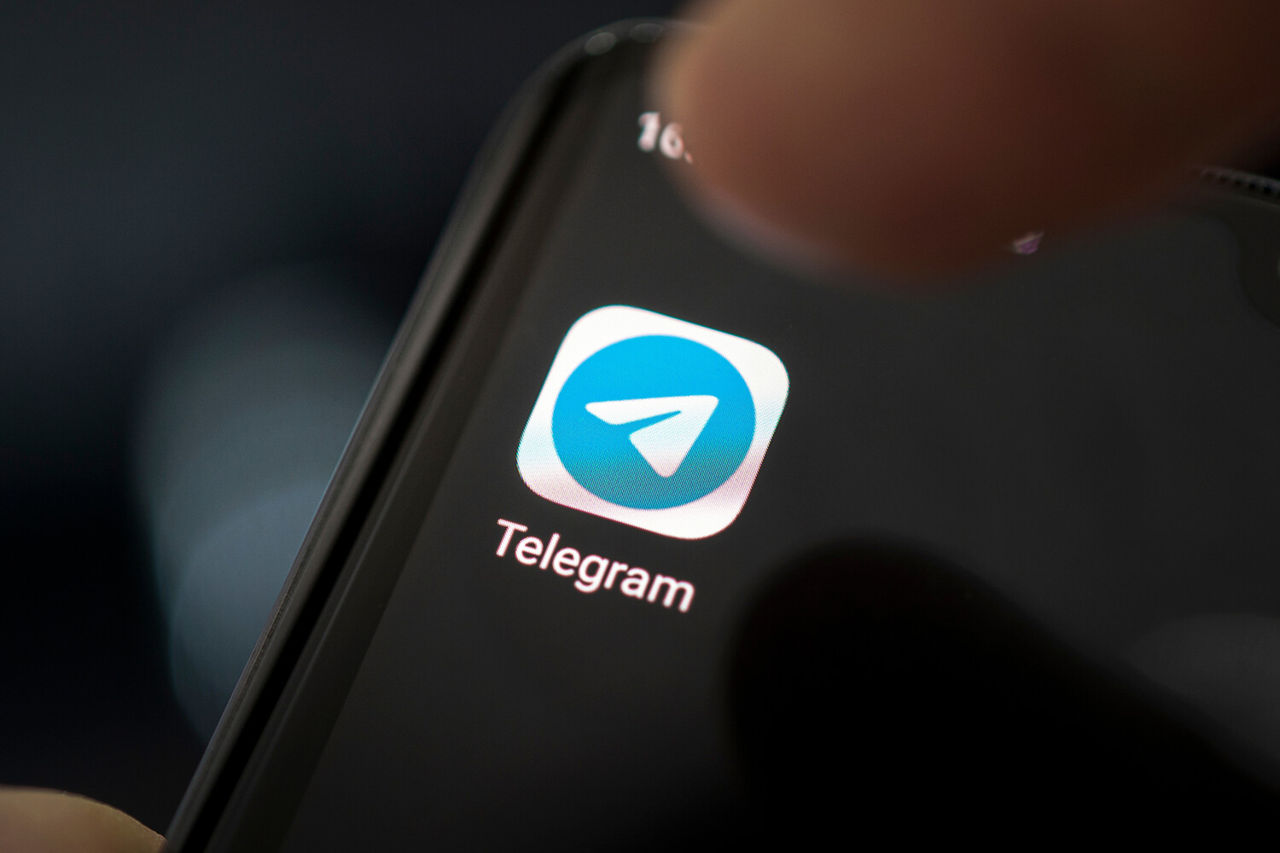 Utilizatorii au semnalat perturbări masive în activitatea Telegram.