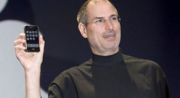Litera „i” s-a aflat în produsele Apple încă de la introducerea iMac-ului în 1998. Foto: yoda.ro