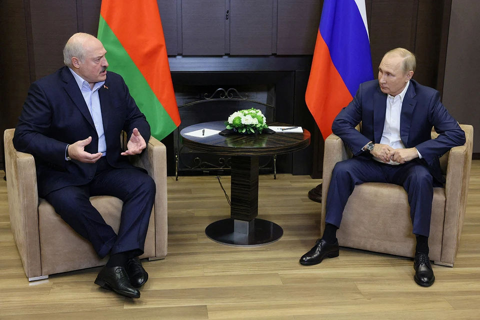 Путин и Лукашенко заявили, что Запад должен уважать Россию и Белоруссию.