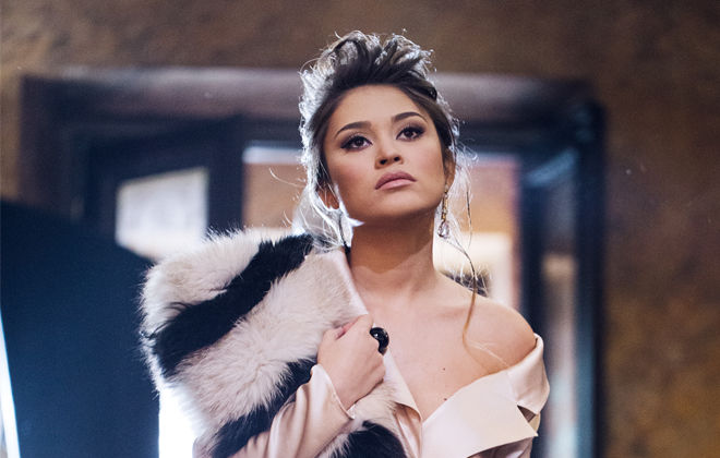Cine s-a dus la Irina Rimes să o felicite și ea nu l-a recunoscut. Foto: unica.md