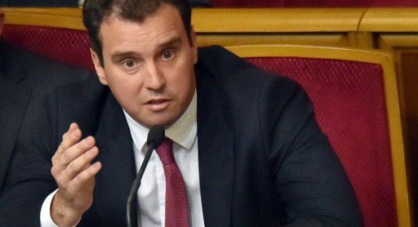 Ministrul ucrainean al Economiei, Aivaras Abromavicius, a demisionat miercuri, nemulțumit de blocarea reformelor majore.