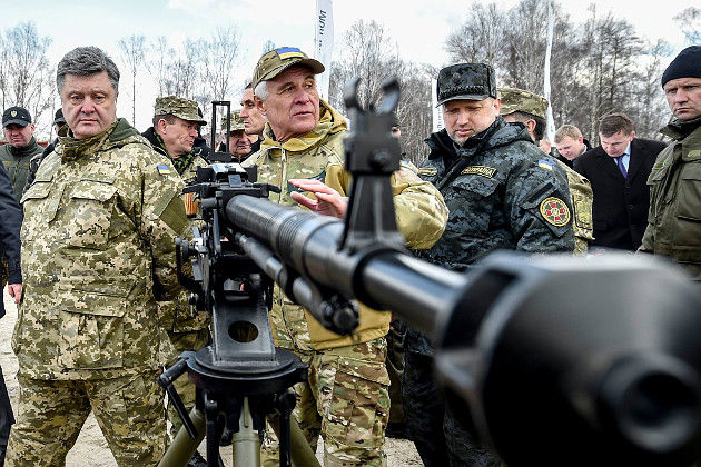 В России ждут постепенного краха установленного Майданом режима и новой возможности для Новороссии.