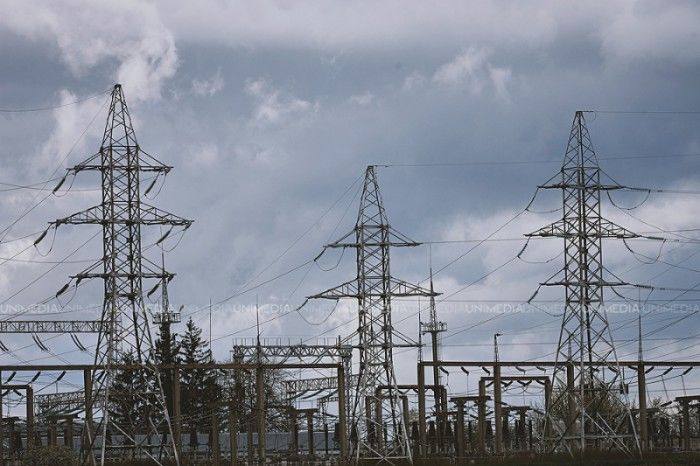 RED Nord-Vest solicită o majorare a tarifului de distribuție de la 82,33 de bani pentru un kWh până la 1,07 lei, adică cu circa 30%.