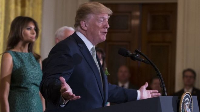Трамп написал в "Твиттере", что расследование является нечестным.