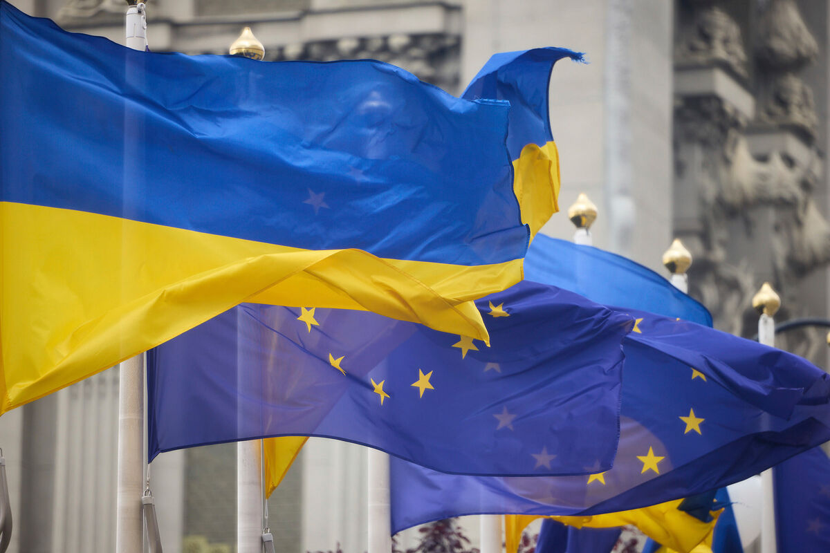 ЕС направит в Украину 447 генераторов стоимостью 3,7 млн евро.