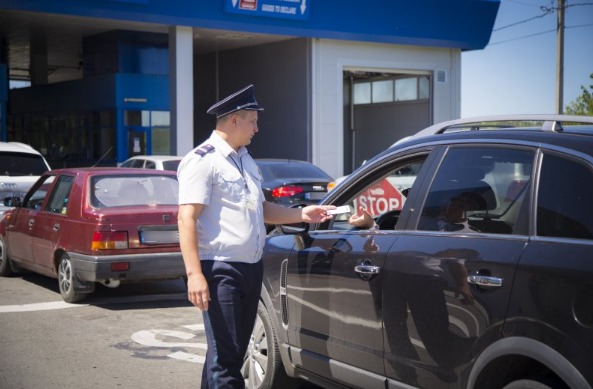 Пограничная полиция КПП в Леушенах зафиксировала за последние 48 часов 6 нарушений законов. Фото: border.gov.md.
