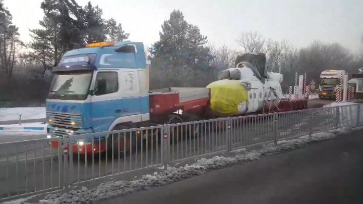 Patru elicoptere dezasamblate, surprinse la vama Leuşeni