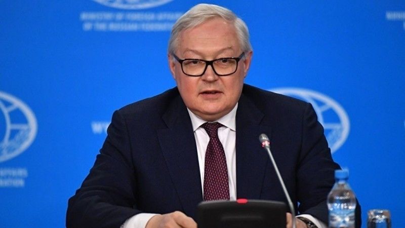 Дипломат также отметил, что сейчас уровень конфликтного потенциала в мире достиг опасной отметки.