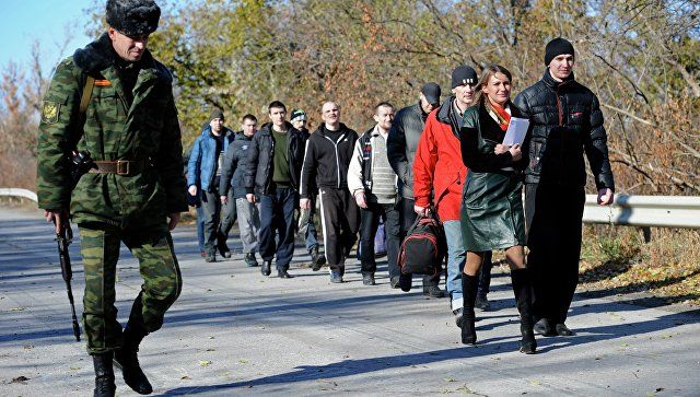 Данные Украины и Донбасса по пленным расходятся, заявили в Киеве.