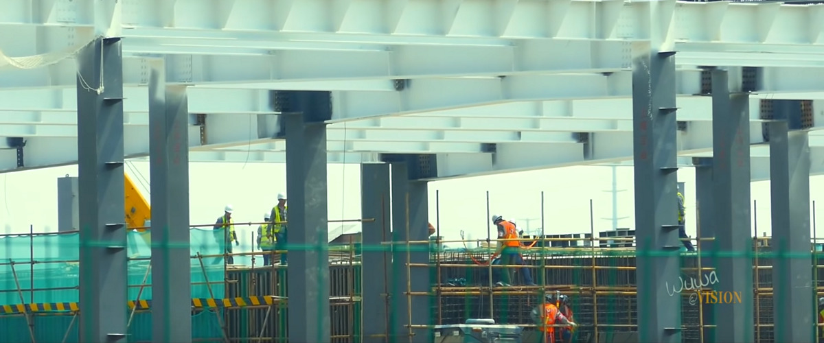Tesla бьет рекорды по скорости строительства Gigafactory 3 в Китае.