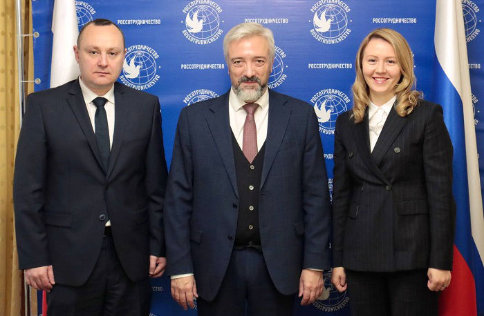ПСРМ обсудила вопросы культурного сотрудничества с Россией с Примаковым.