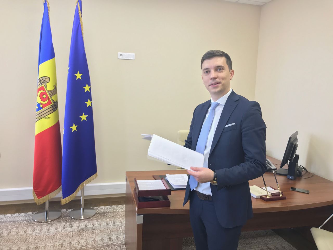 Cine este  șeful de cabinet al vicepreședinteului Parlamentului