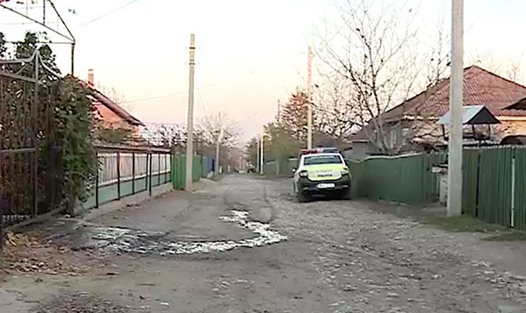 После ссоры, женщина позвонила в 902 и сообщила, что ее муж незаконно хранит дома боеприпасы.