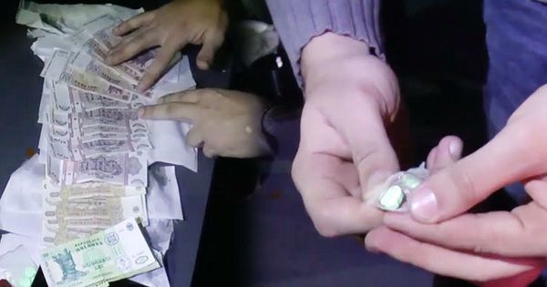 Задержаны наркоторговцы, продававшие наркотики в столичных клубах.