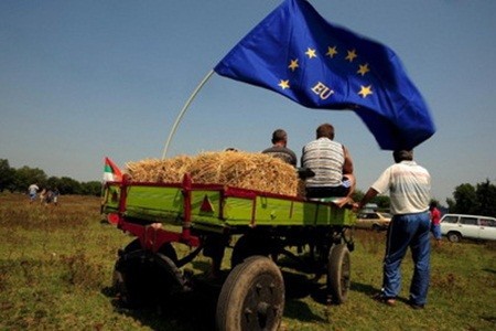 Украина может увидеть своё ближайшее будущее, посмотрев на Болгарию.