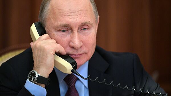 Путин подписал закон, запрещающий продавать в России смартфоны и компьютеры без предустановленного российского программного обеспечения
