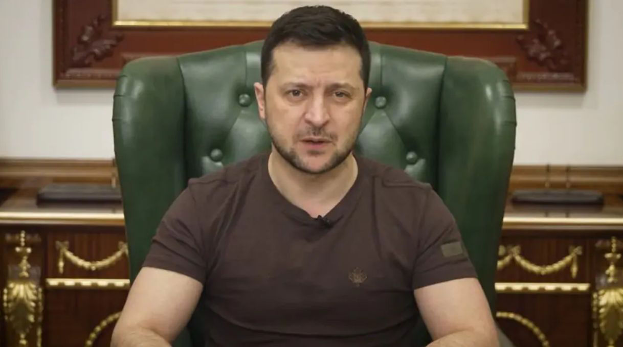Зеленский: Киев не является заказчиком теракта на Крымском мосту.