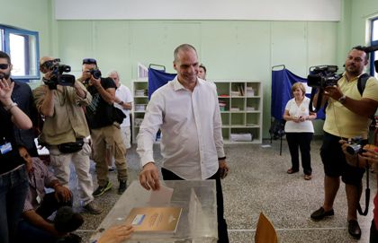 Министр финансов Греции Янис Варуфакис.  Фото: Petr David Josek / АР