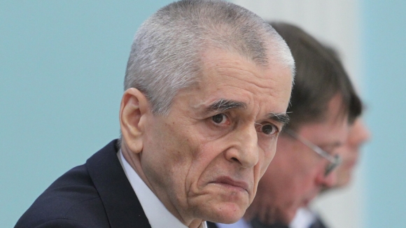 По словам Онищенко, запрет продлится до тех пор, пока Кишинев не примет меры для «системного решения проблемы».