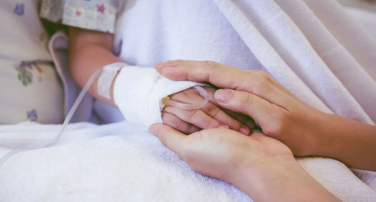 Care este starea copilului căzut de la etajul patru al unei clădiri din Bălți.