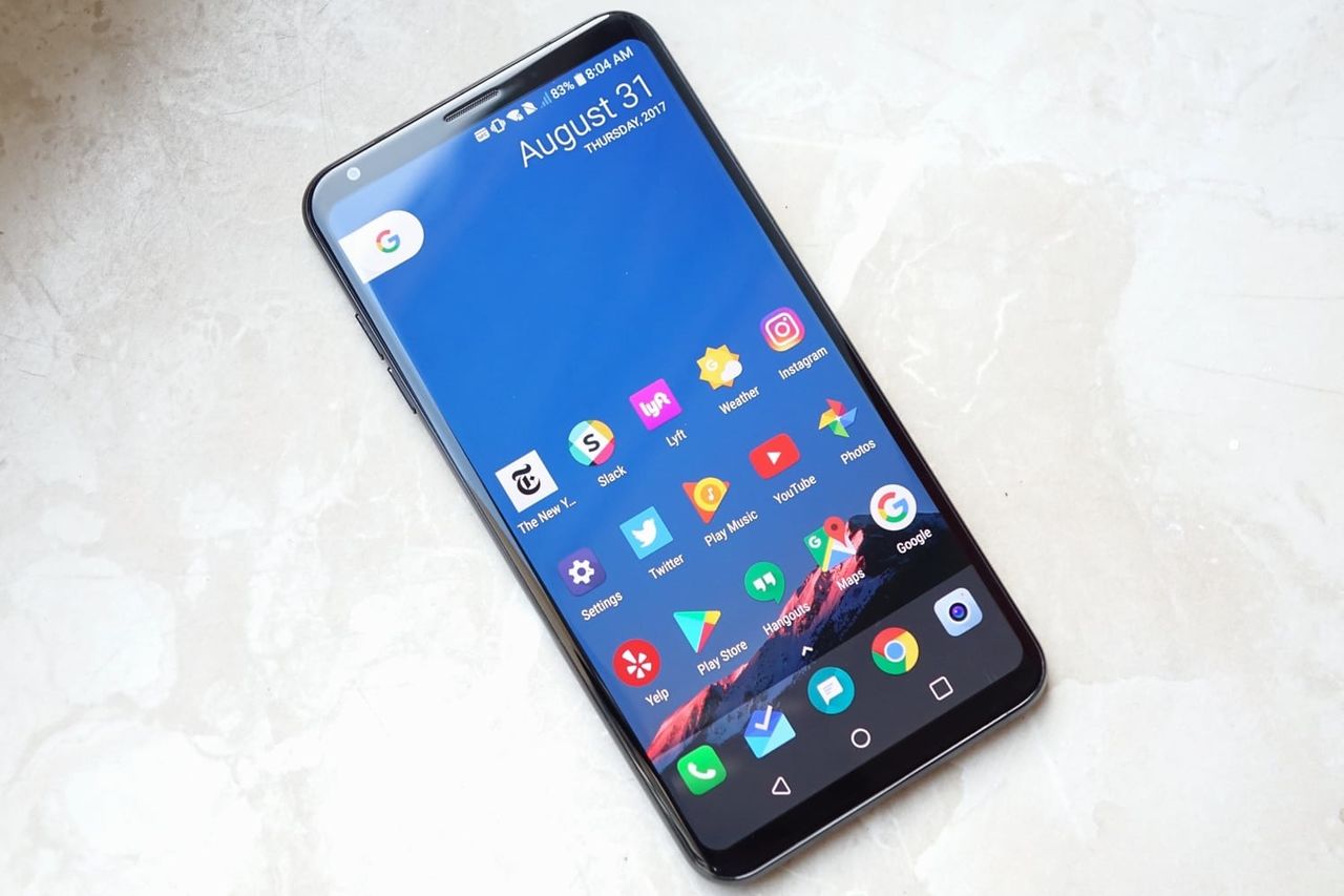 LG a produs un telefon mai scump decât iPhone X
