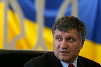 По информации источника, убить министра пытались в зоне силовой операции на востоке Украины.