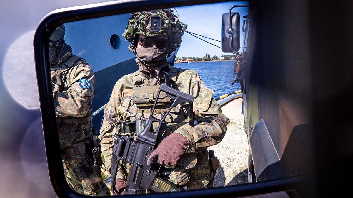 ЕС уперся в "стену дронов": минобороны обсуждают планы по борьбе с беспилотниками.