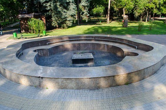 Проект по восстановлению фонтанов был обновлен, однако на его осуществление нет средств.