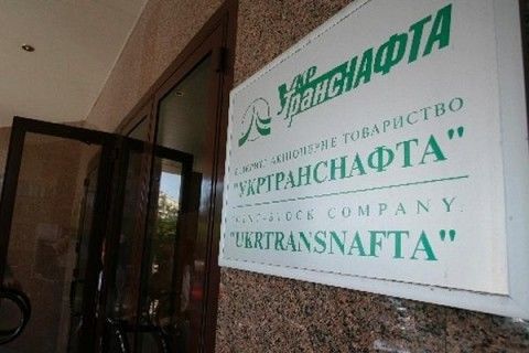 Украина решила не менять тарифы на транспортировку нефти из России по "Дружбе".