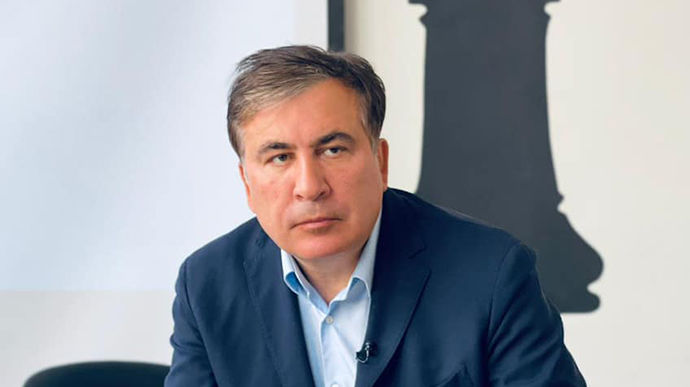 По словам врача, состояние Саакашвили требует пристального внимания.