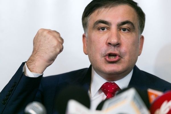 По словам Саакашвили, Зеленский не должен позволять «любые заигрывания с Россией».