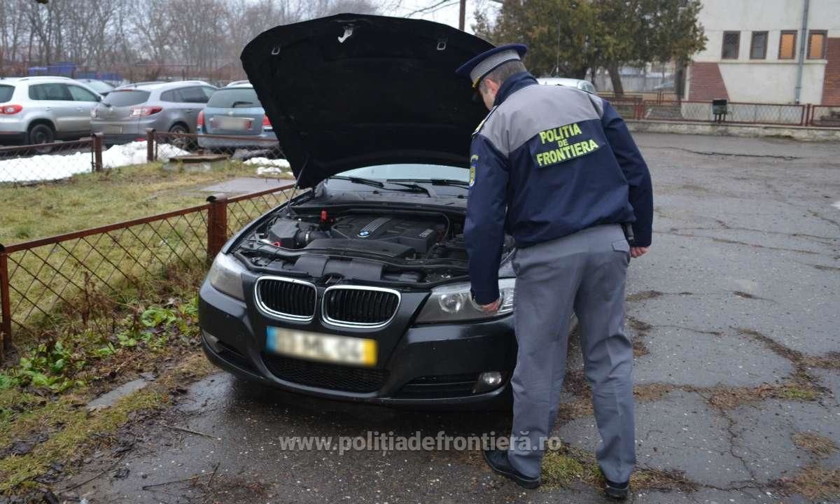 Молдаванин хотел пересечь границу с Румынией на угнанном BMW