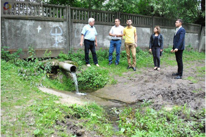 Работы в этих двух селах являются частью программы «Вода для жизни в Северном регионе страны: районах Флорешть и Сорока».