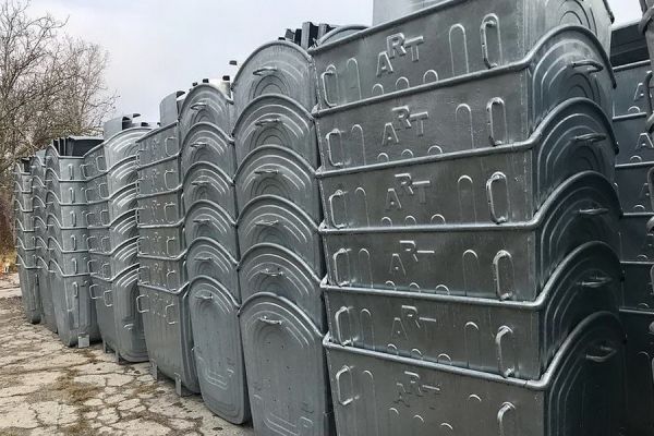 Вулканешты получили 147 новых мусорных контейнеров.