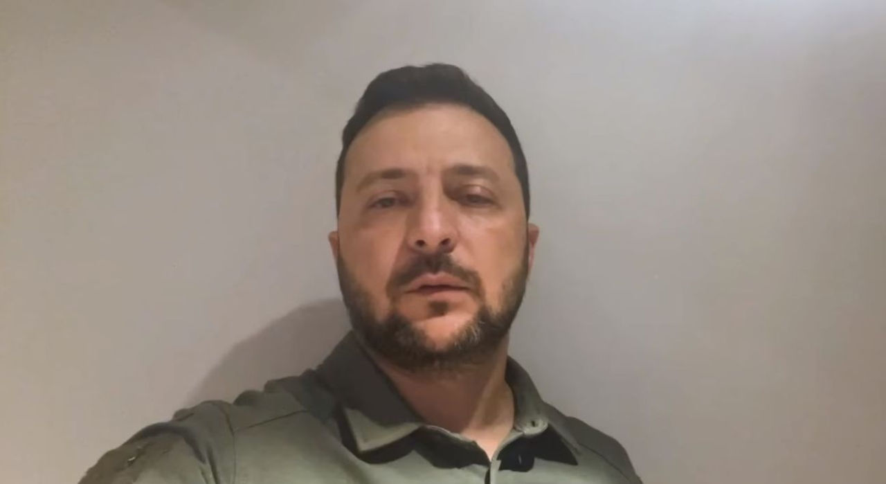 Зеленский об ударе по Чернигову: Уверен, наши воины ответят России на этот теракт