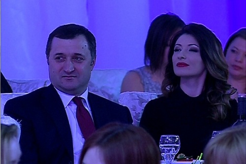 Chiar daca mai are doi copii din prima sa casatorie, noutatea ca urmeaza sa mai devina tata l-a facut fericit pe Vlad Filat.