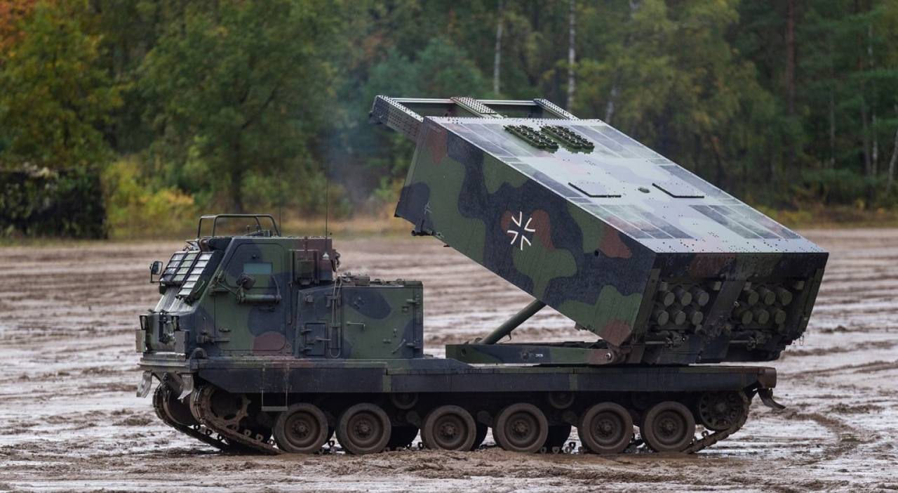 Украина получила немецкие РСЗО Mars II и еще три гаубицы PzH 2000.